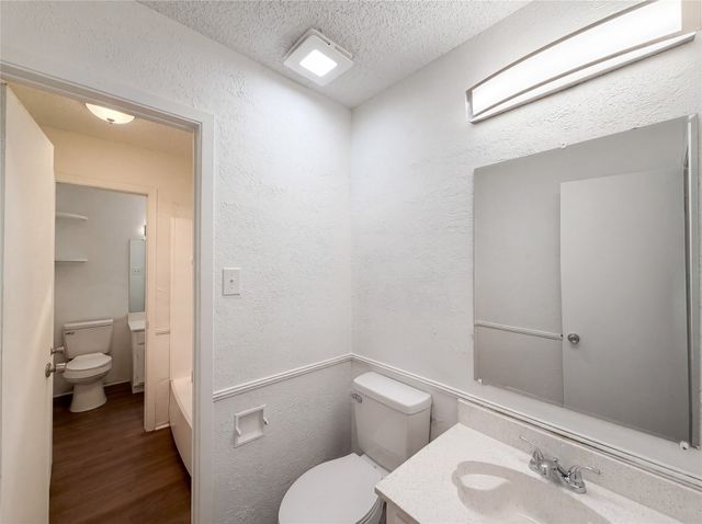 512 Lake Crest Parkway, Azle, TX 76020
