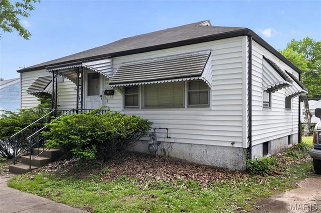 1941 Farrell Drive, St Louis, MO 63133