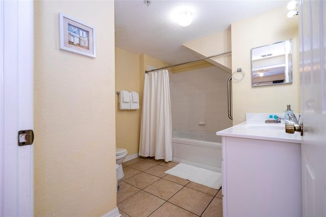 4011 VENETIAN BAY DRIVE 101, Kissimmee, FL 34741