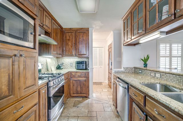 6504 Genoa Road, Fort Worth, TX 76116