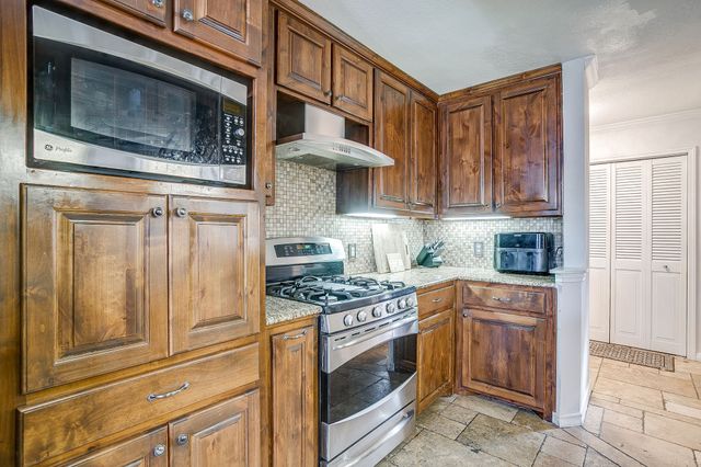 6504 Genoa Road, Fort Worth, TX 76116