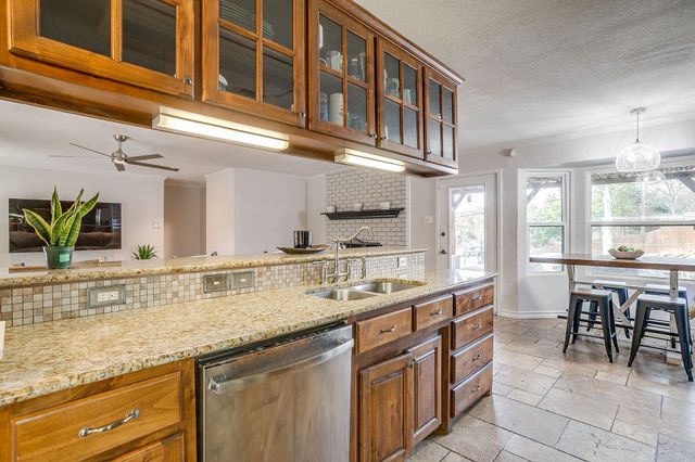 6504 Genoa Road, Fort Worth, TX 76116