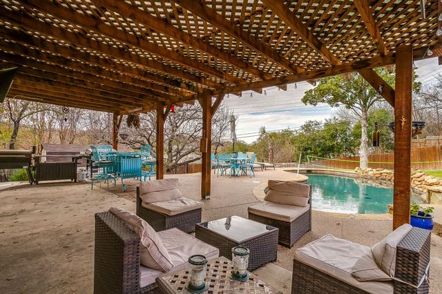 6504 Genoa Road, Fort Worth, TX 76116