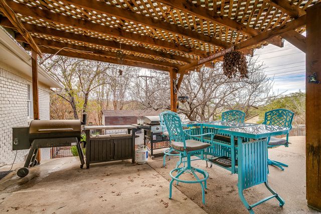 6504 Genoa Road, Fort Worth, TX 76116