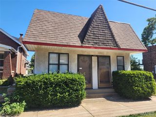 1320 Tamm Avenue, St Louis, MO 63139