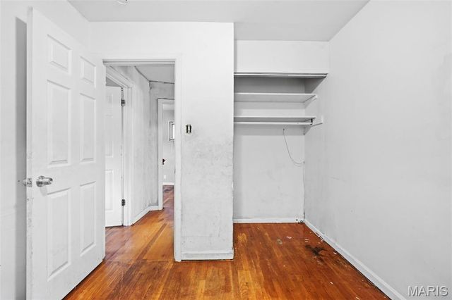 5613 Sanborn Drive, St Louis, MO 63121