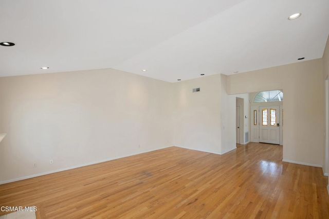 5490 Wembly Avenue, Oak Park, CA 91377