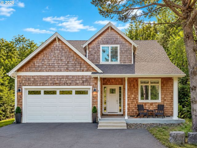 748 CREEKSIDE Dr, Gearhart, OR 97138