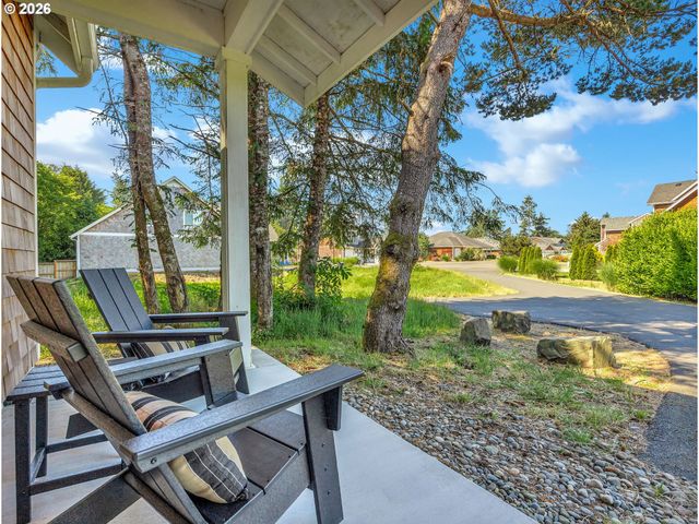 748 CREEKSIDE Dr, Gearhart, OR 97138