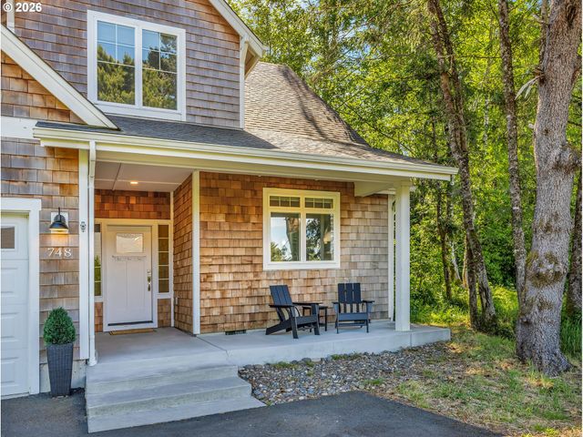 748 CREEKSIDE Dr, Gearhart, OR 97138