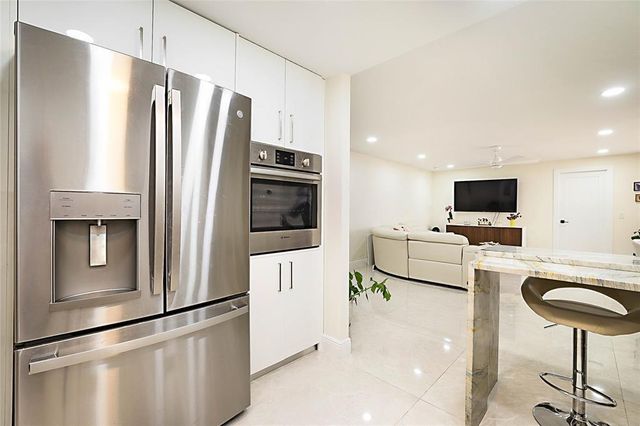 2800 N OCEAN Drive B-9A, Riviera Beach, FL 33404
