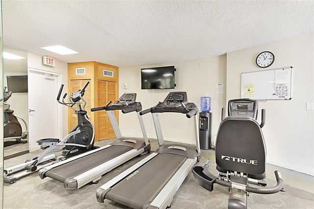 2800 N OCEAN Drive B-9A, Riviera Beach, FL 33404