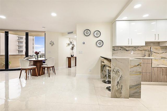 2800 N OCEAN Drive B-9A, Riviera Beach, FL 33404