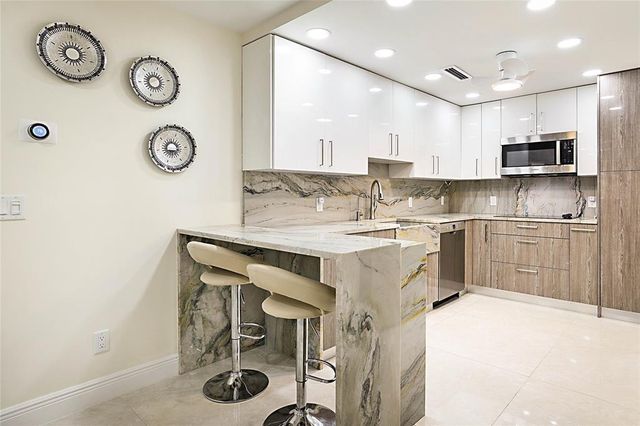 2800 N OCEAN Drive B-9A, Riviera Beach, FL 33404
