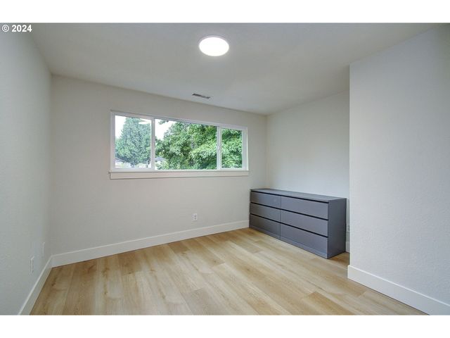 1611 Ne 113TH St, Vancouver, WA 98686