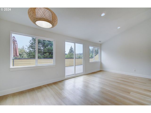 1611 Ne 113TH St, Vancouver, WA 98686