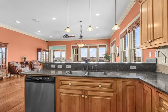 107 Broad Street D, Darien, GA 31305