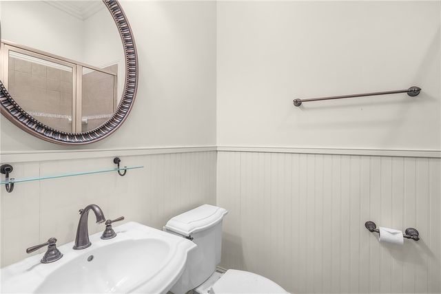 107 Broad Street D, Darien, GA 31305