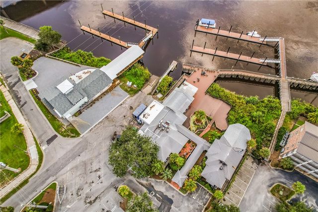 107 Broad Street D, Darien, GA 31305