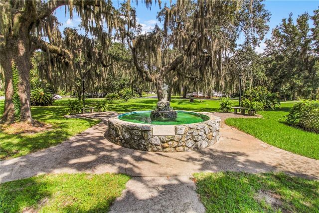 107 Broad Street D, Darien, GA 31305