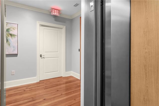 107 Broad Street D, Darien, GA 31305