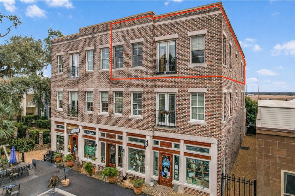 107 Broad Street D, Darien, GA 31305