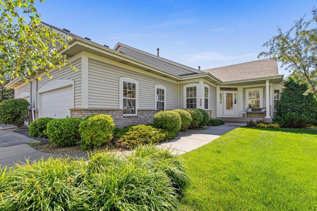 408 Holly Lane N, Oakdale, MN 55128