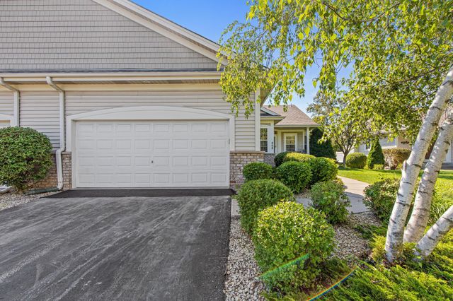 408 Holly Lane N, Oakdale, MN 55128