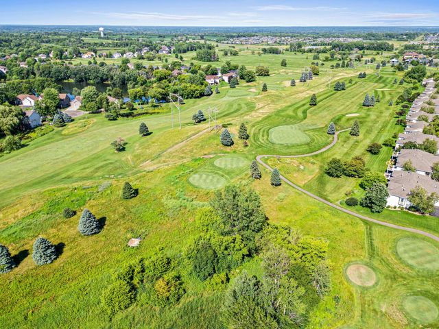 408 Holly Lane N, Oakdale, MN 55128