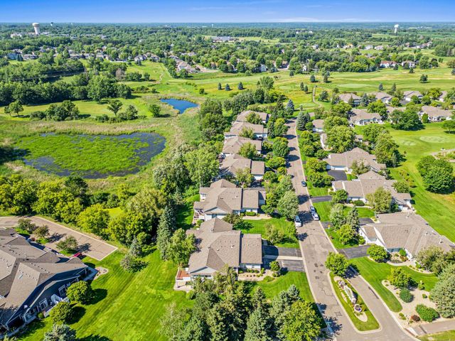 408 Holly Lane N, Oakdale, MN 55128