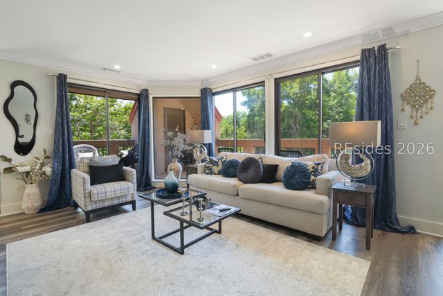 13 Harbourside Ln Apt 7146, Hilton Head Island, SC 29928