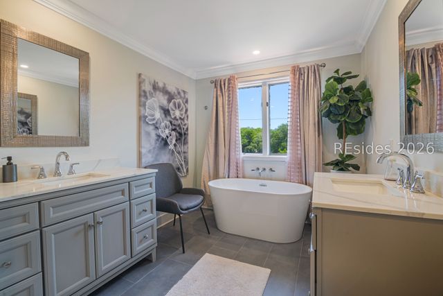 13 Harbourside Ln Apt 7146, Hilton Head Island, SC 29928