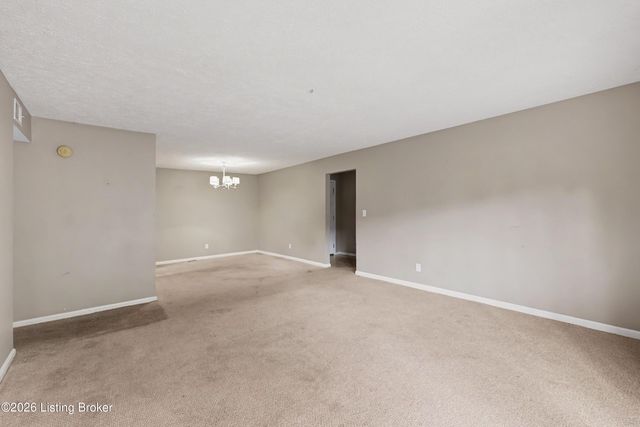 300 La Fontenay Ct, Louisville, KY 40223