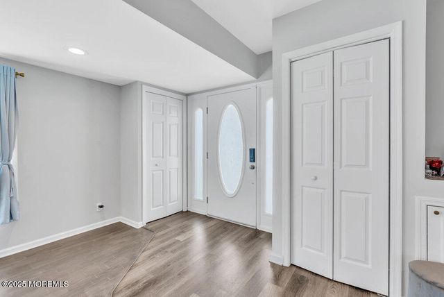 17 Thomas Road, East Brunswick, NJ 08816