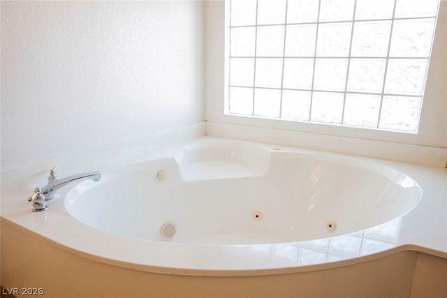 8321 Mountain Heather Court, Las Vegas, NV 89149