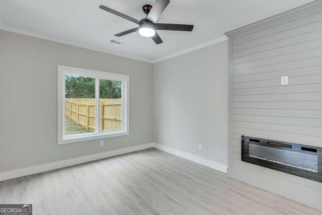 44 Bond Street, Royston, GA 30662