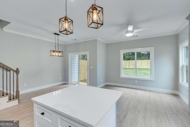 44 Bond Street, Royston, GA 30662