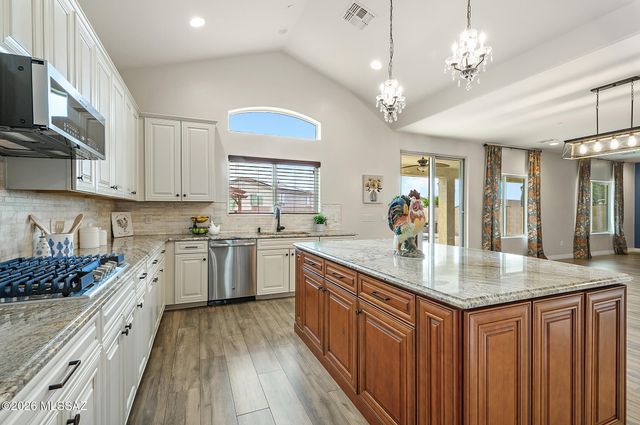 336 W RG Lee Street, Vail, AZ 85641