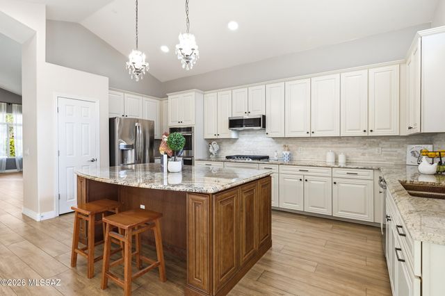 336 W RG Lee Street, Vail, AZ 85641