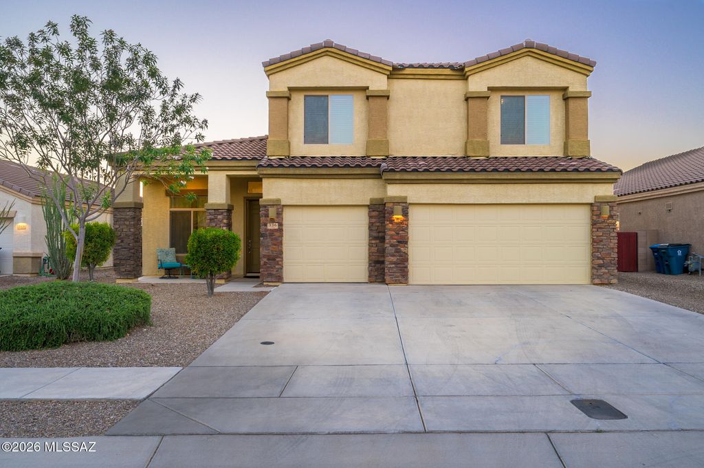 336 W RG Lee Street, Vail, AZ 85641