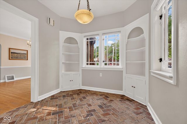 5202 N Central Avenue, Indianapolis, IN 46220