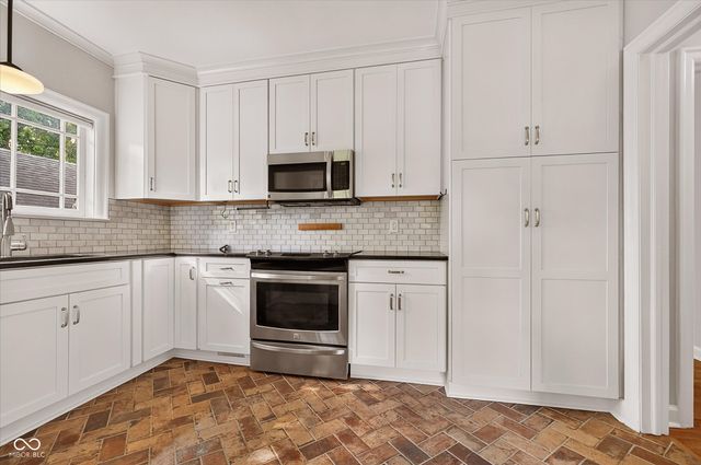 5202 N Central Avenue, Indianapolis, IN 46220