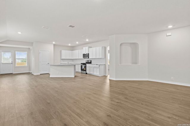 4926 Quartz Row Dr, San Antonio, TX 78253