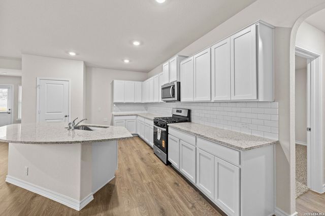 4926 Quartz Row Dr, San Antonio, TX 78253