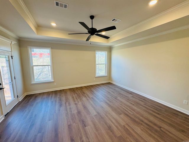 517 Forest Oak Cove, Jacksonville, AR 72076