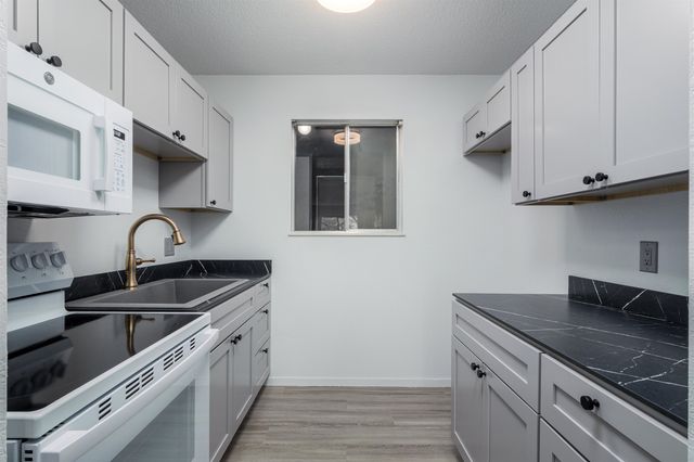 3154 Lakeside Dr Apt 210, Grand Junction, CO 81506