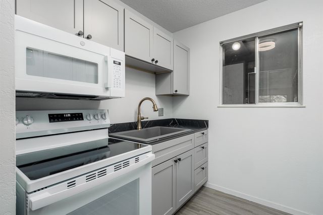 3154 Lakeside Dr Apt 210, Grand Junction, CO 81506