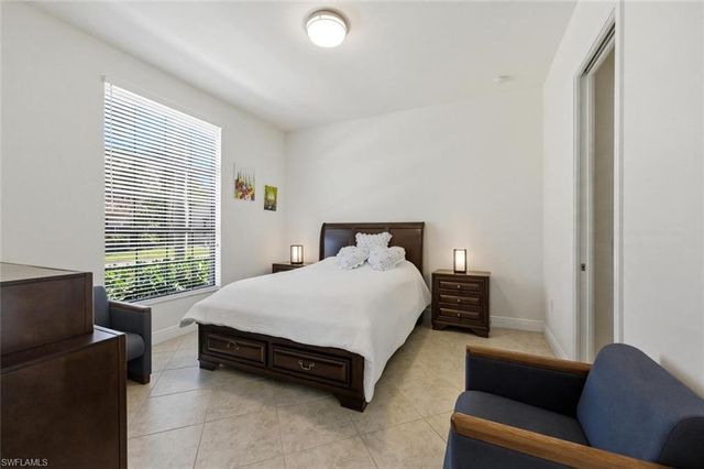 1326 Kendari TER, Naples, FL 34113