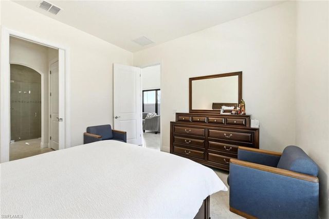 1326 Kendari TER, Naples, FL 34113