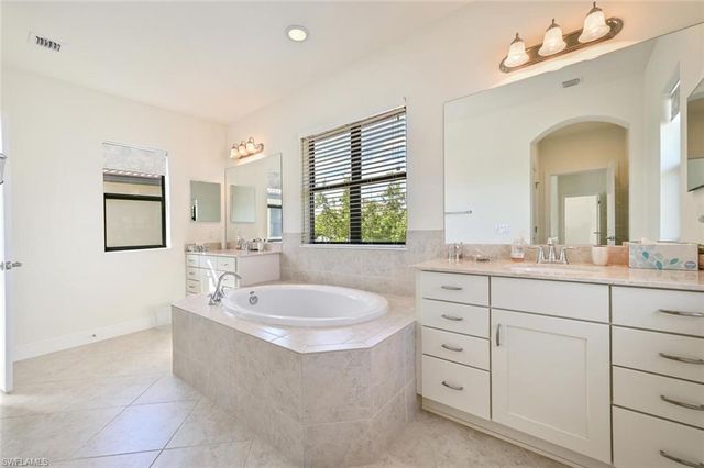 1326 Kendari TER, Naples, FL 34113